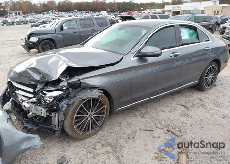 2021 Mercedes-Benz C 300 Sedan from USA, damaged, VIN W1KWF8DB9MR641061